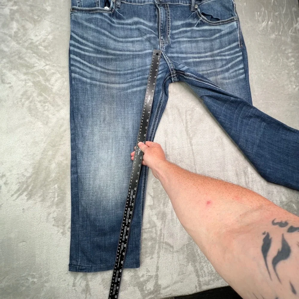 BKE Seth Jeans Men 46x32 Fit 46x29 Blue Medium Wash Whiskered Straight Leg Denim
